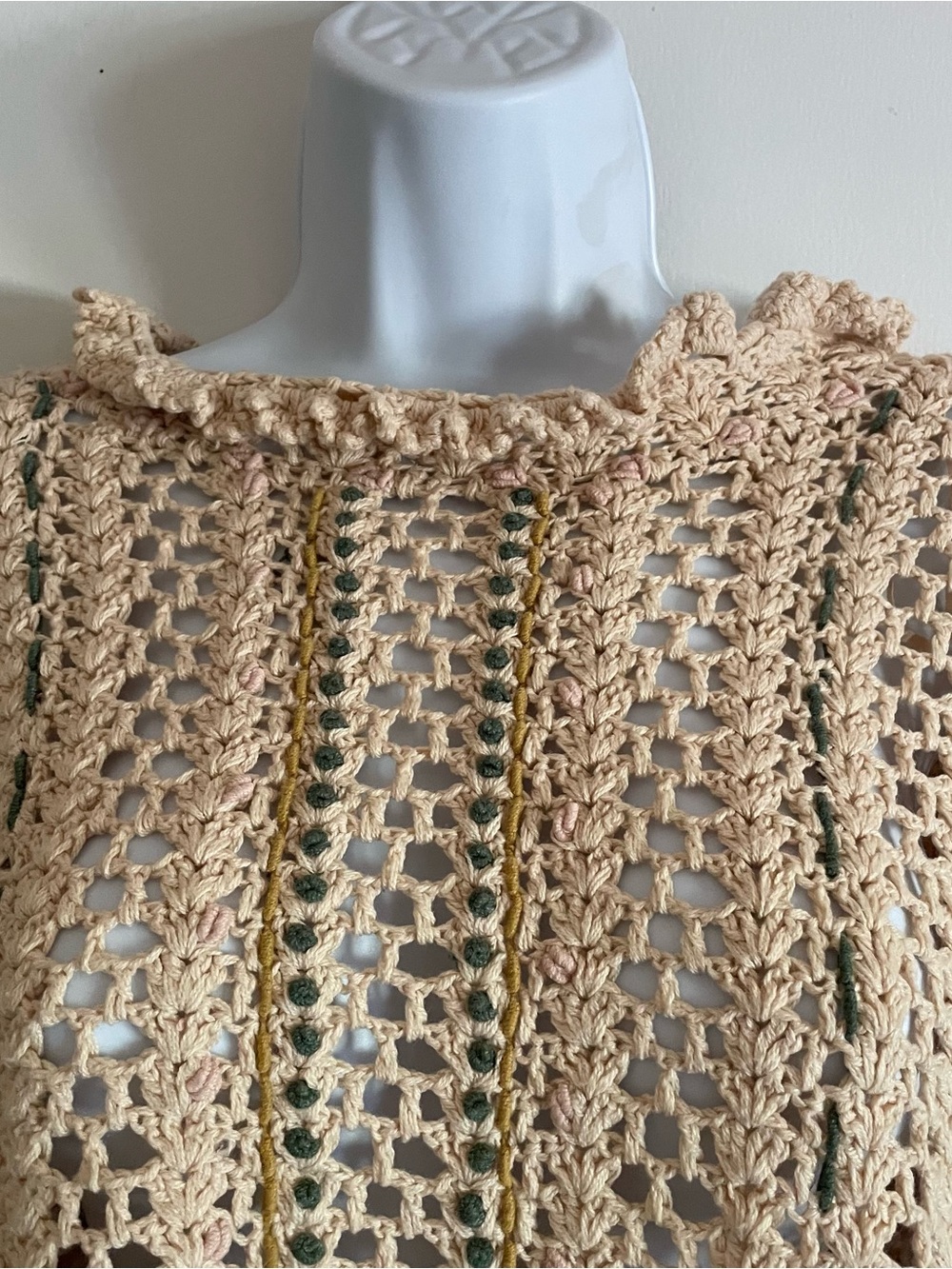 Zara vintage-style crochet open-knit top. - Picture 3 of 13